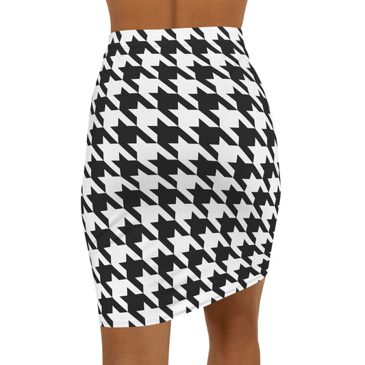 Bold Elegance: Women’s Houndstooth Pencil Skirt for Work & Play