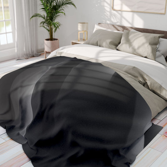 Black Abstract Cozy Arctic Fleece Blanket – Modern Comfort, Artistic Edge, Everyday Warmth