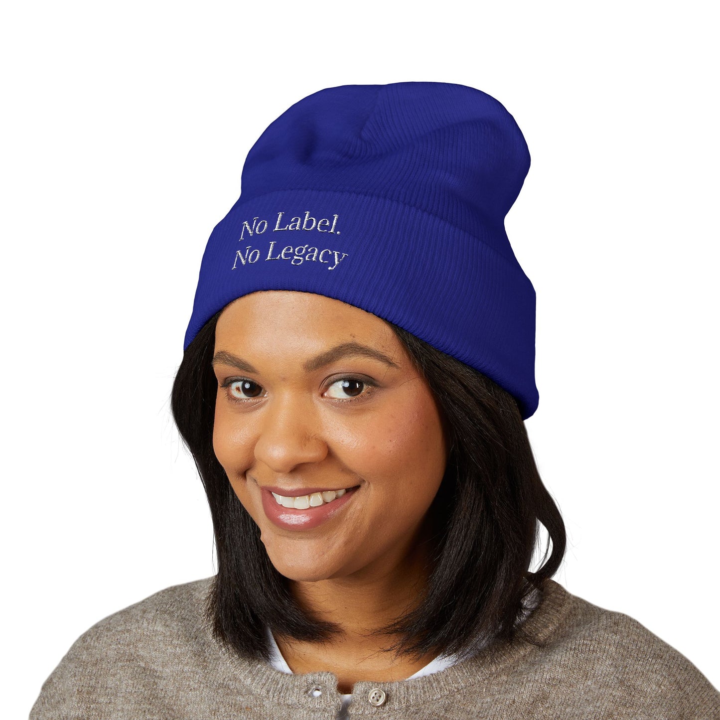 🖤 No Label. No Legacy – Cuffed Beanie Minimal words. Maximum energy.